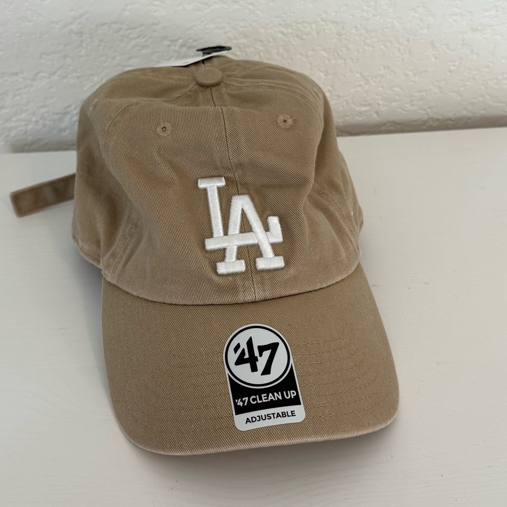 Dodgers LA Hat Urban Outfitters exclusive in the color Khaki